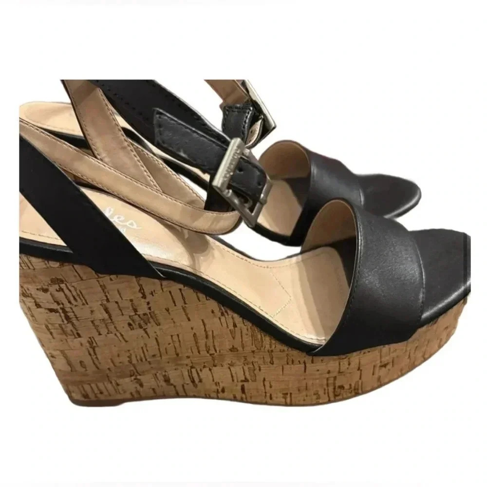 Charles by Charles david black corkscrew wedge heel 
VGU